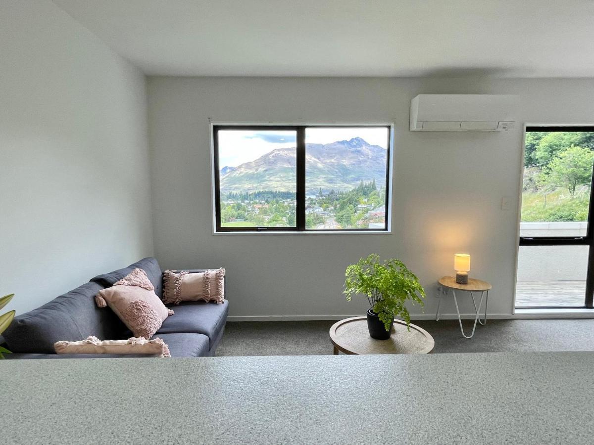 Queenstown Retreat Exterior photo