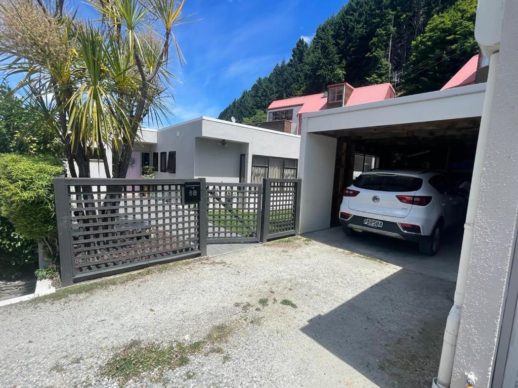 Queenstown Retreat Villa Exterior photo