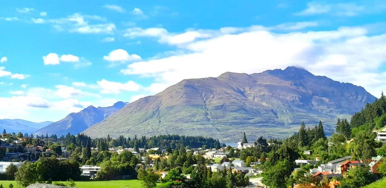 Queenstown Retreat Villa Exterior photo